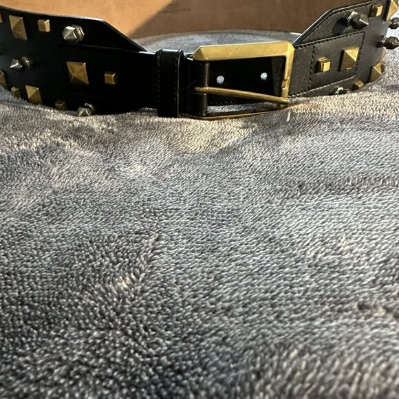 Gucci Studded Belt - Picture 4 of 8